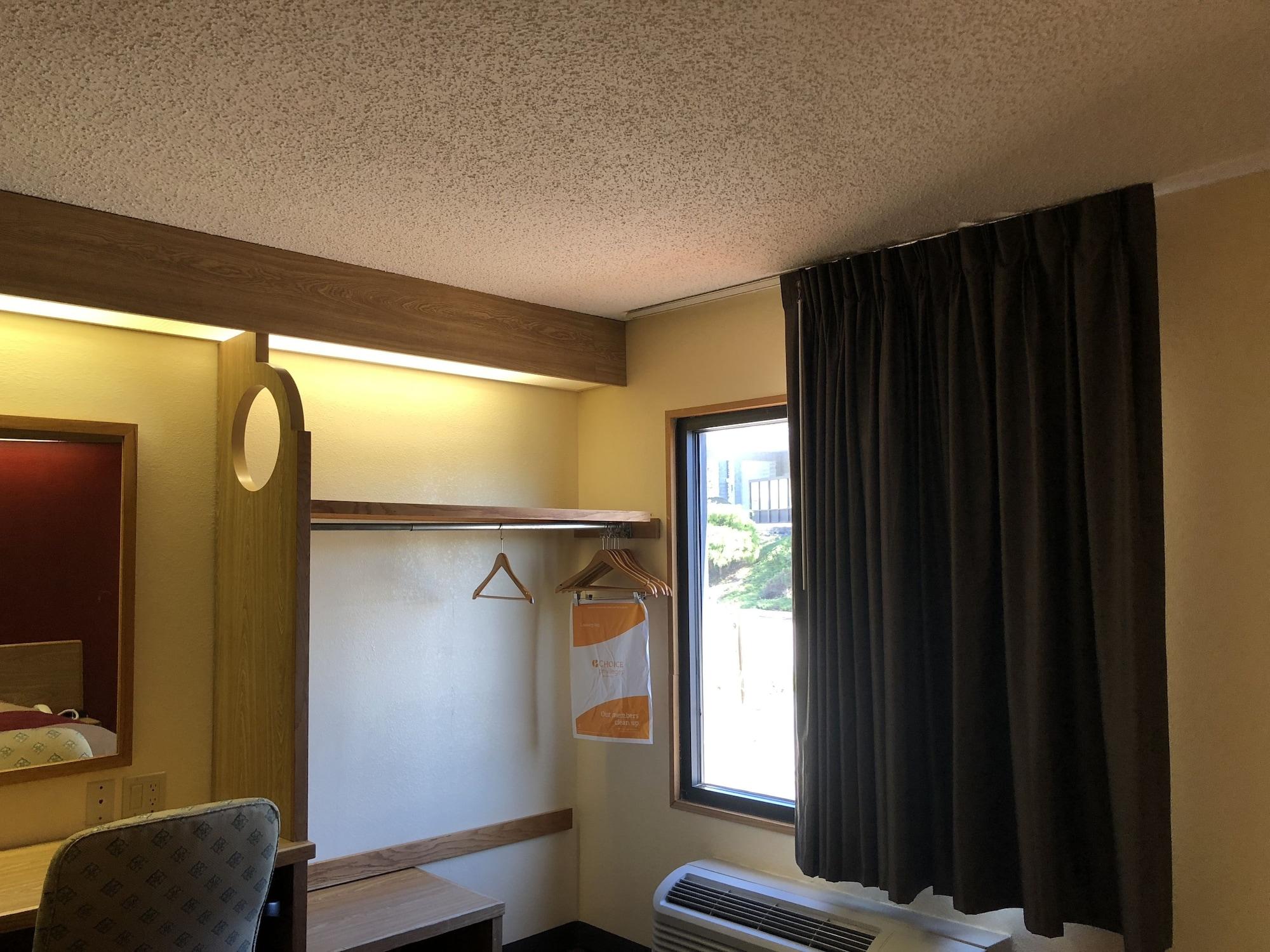 Econo Lodge London Zewnętrze zdjęcie