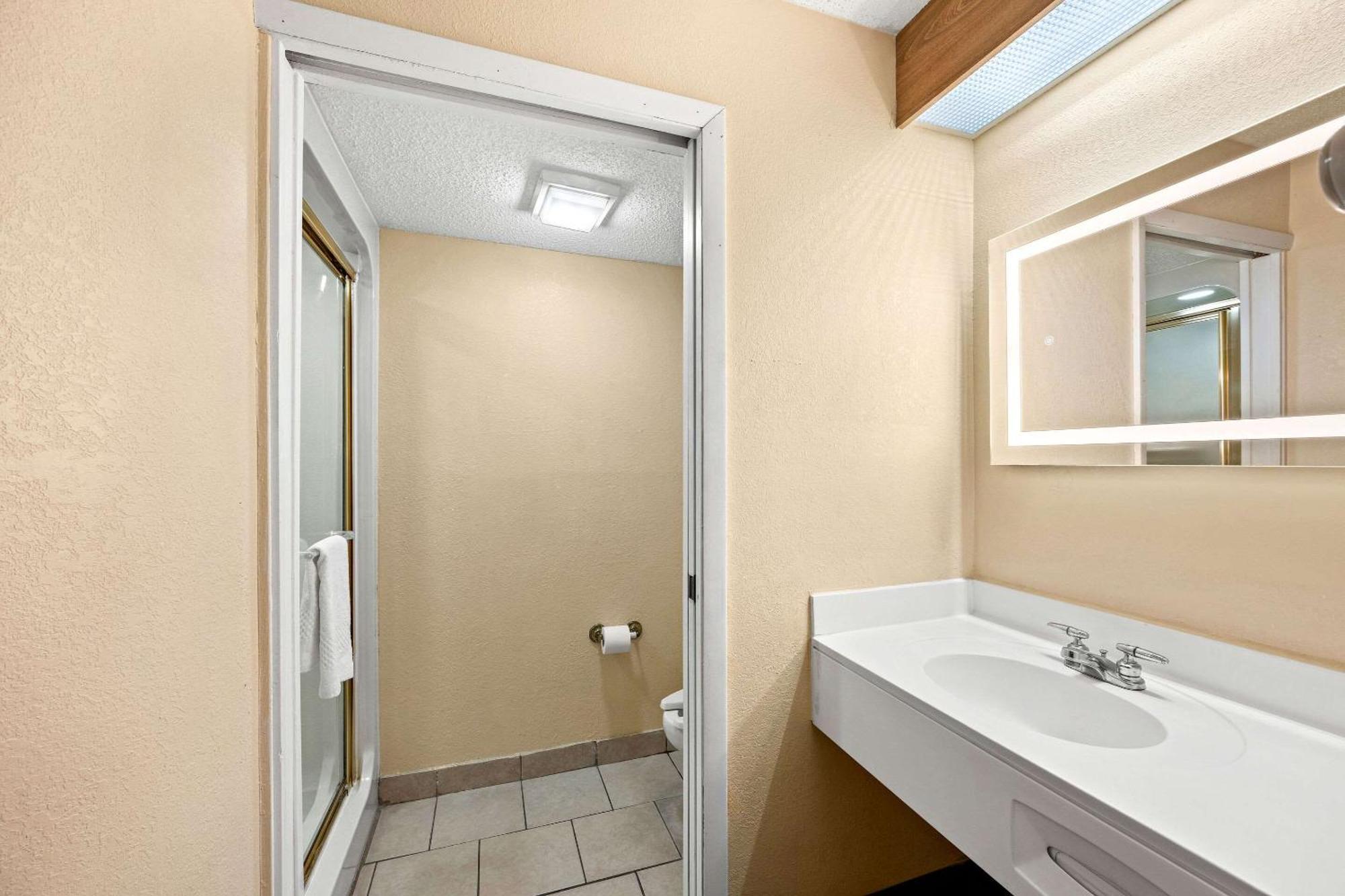 Econo Lodge London Zewnętrze zdjęcie